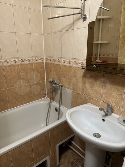 2-к. квартира, 60 м², 4/5 эт.