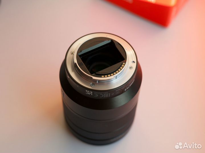 Sony 24-70mm f/4 Carl Zeiss Vario-Tessar FE