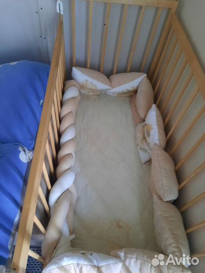 Детская кроватка