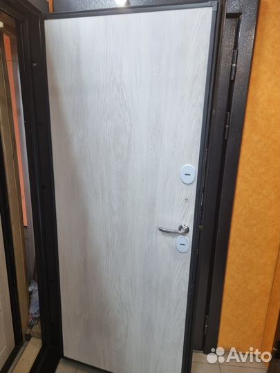 Дверь входная с терморазрывом