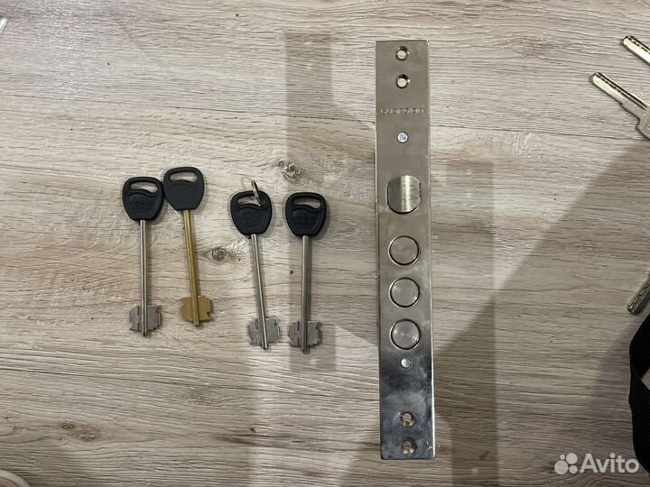 Дверной замок gardian гардиан