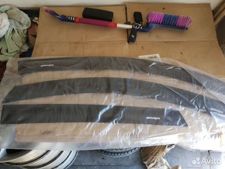 Дифлектор (ветровик) Ниссан Кашкай j10