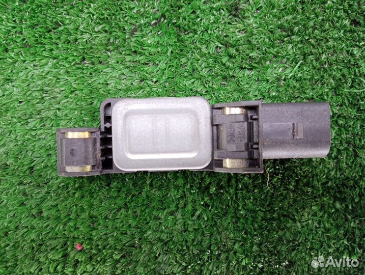 Датчик airbag (удара) Audi A8