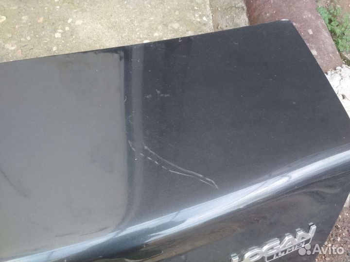 Крышка багажника Рено Логан