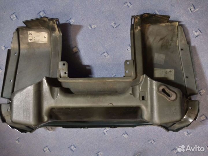 BMW K1200 LT Обтекатель центральный, задний