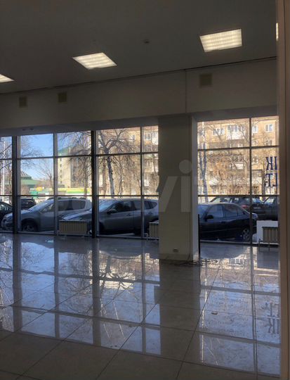 Салон, магазин, офис, 284.7 м²