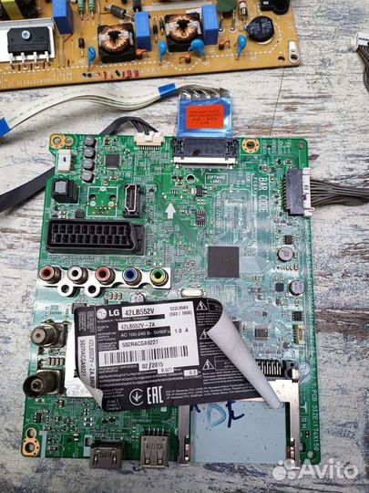 Плата Main EAX65388006(1.0) 62356104 LG 42LB552V