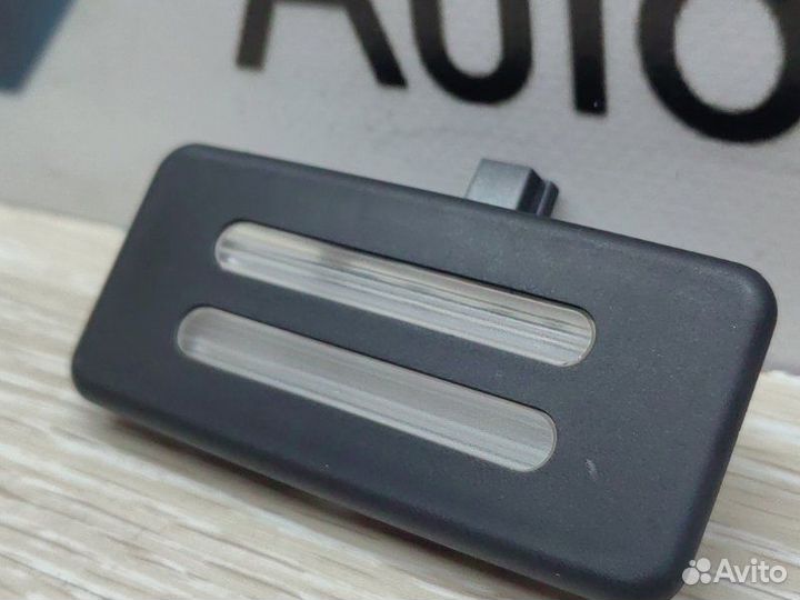 Плафон подсветки салона Bmw X5 E70 N62B48 2007