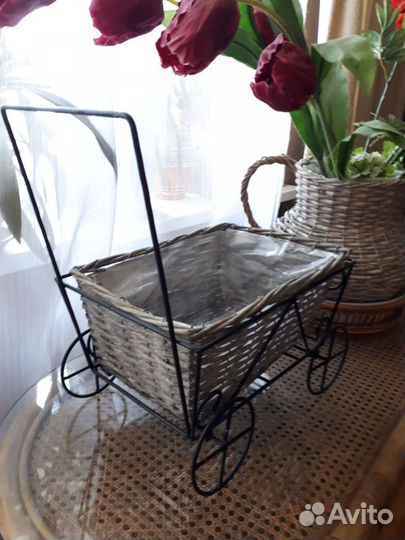 Кашпо для цветов