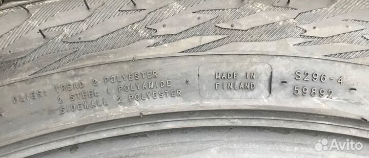 Nokian Tyres Hakkapeliitta 9 SUV 235/45 R20 100T