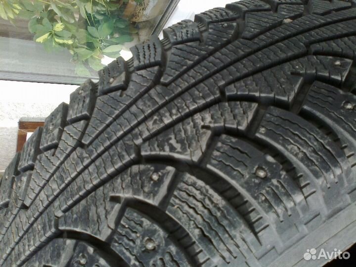 Nokian Tyres Hakkapeliitta 5 SUV 285/60 R18