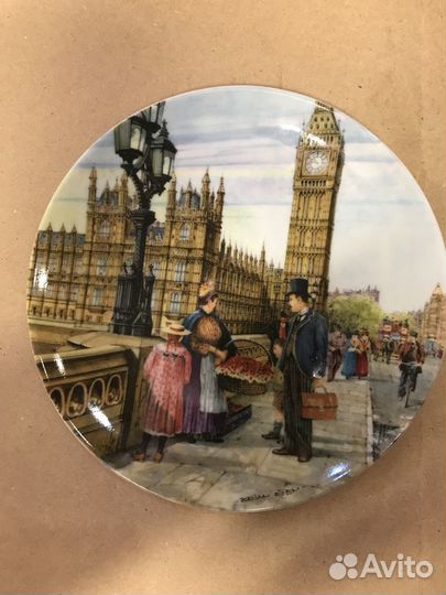 Сувенирные тарелки