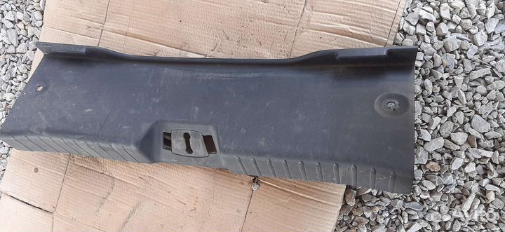 Хюндай ай 30 1 пластик багажника