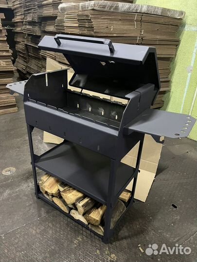 Мангал с крышкой