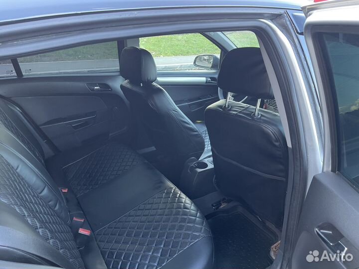 Opel Astra 1.8 AT, 2007, 200 000 км