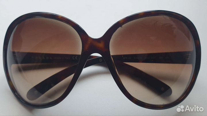 Солнцезащитные очки женские Prada