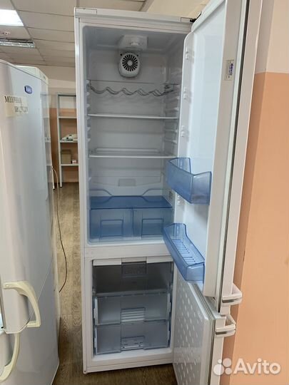 Холодильник Beko отличное состояние
