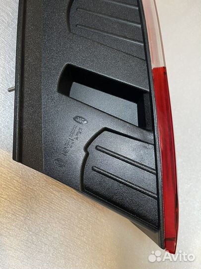 Фонарь задний правый Ford C-MAX