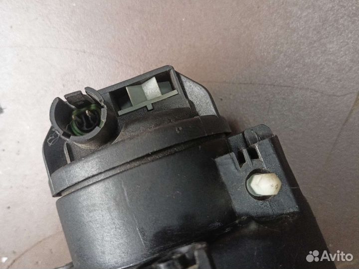 Рено Клио 2 противотуманная фара