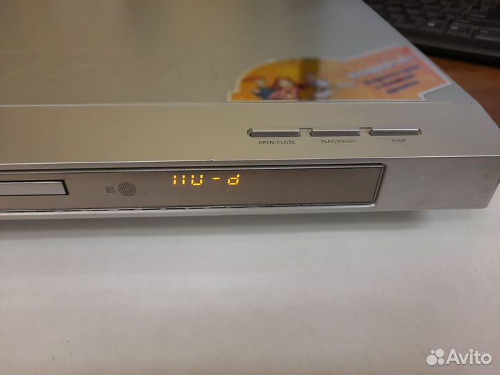 DVD плеер BBK DV115SI