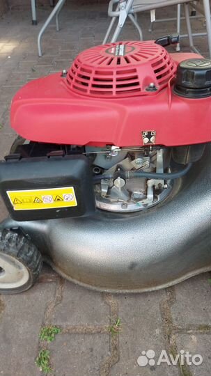 Газонокосилка бензиновая самоходная