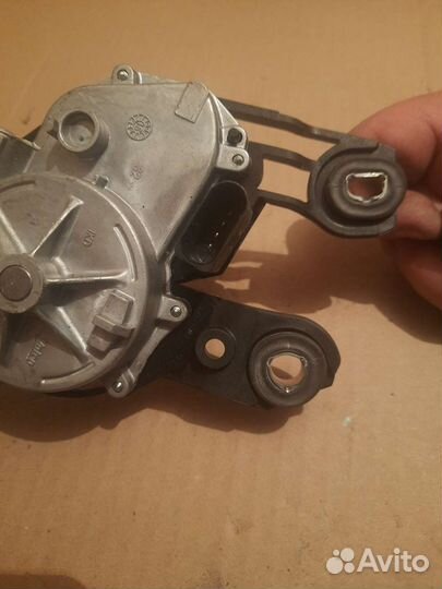 Моторчик заднего дворника VW Пассат Б8