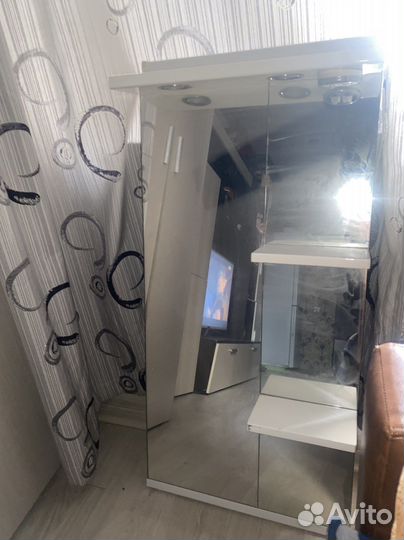 Зеркало с подсветкой