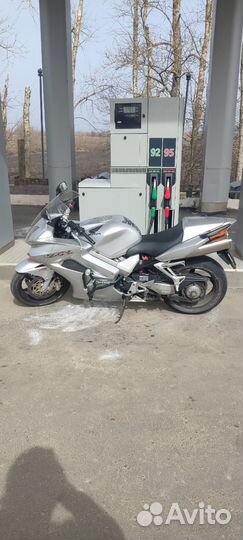 Honda vfr 800 идеал