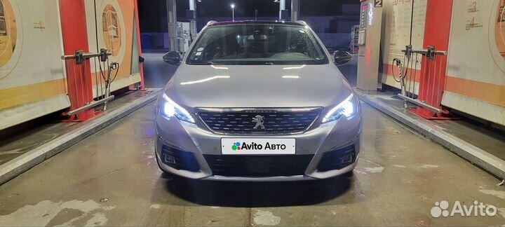 Peugeot 308 1.2 AT, 2020, 94 000 км