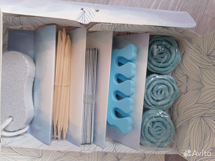 Подарочный набор для женщин на 8 марта