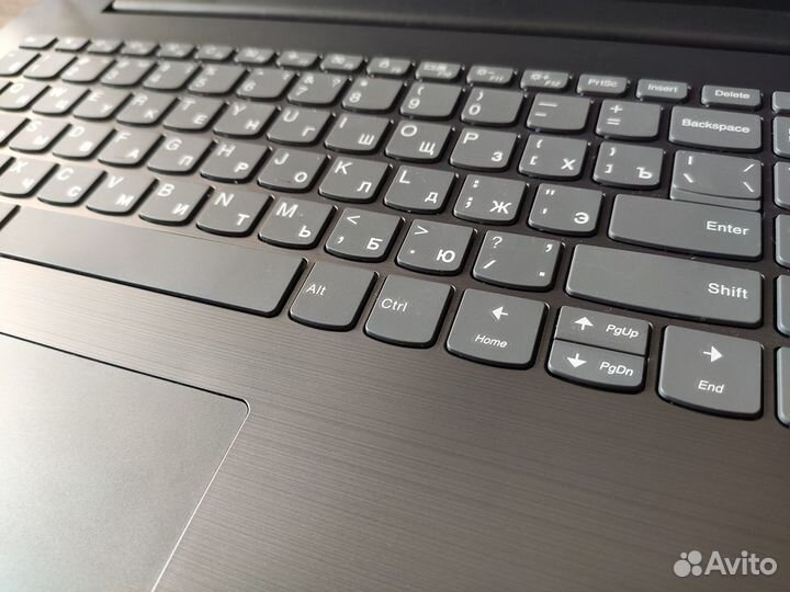 Как новый, Full HD, 8 Гб DDR4, AMD A6 до 3.0 ггц