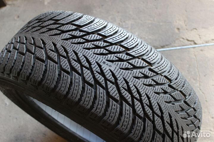 Nokian Tyres Hakkapeliitta R3 245/50 R18 100R