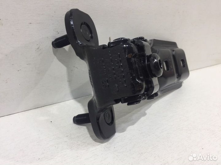 Петля крышки багажника задняя левая Bmw X1 F48 C