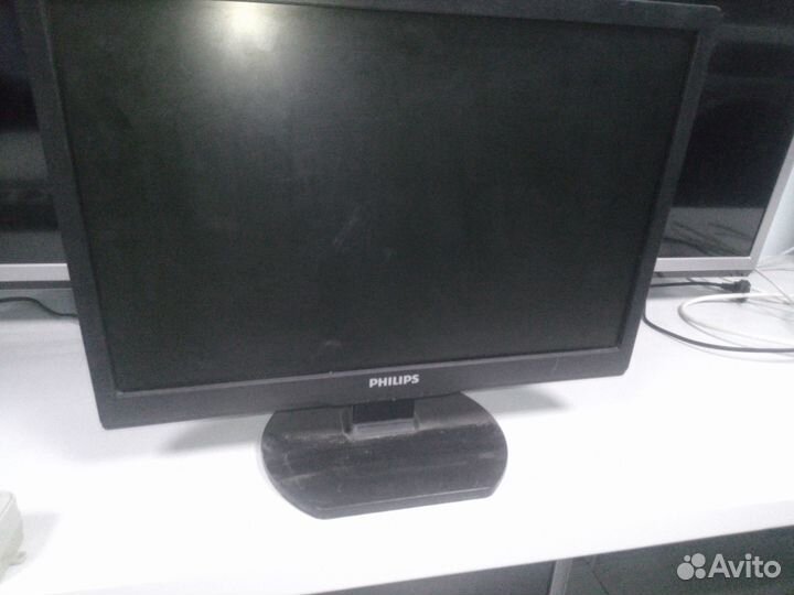 Монитор Philips 190V1SB/62