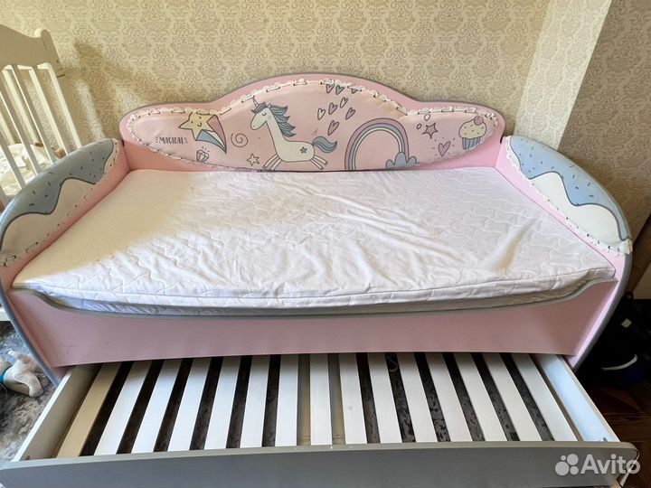 Детская кроватка