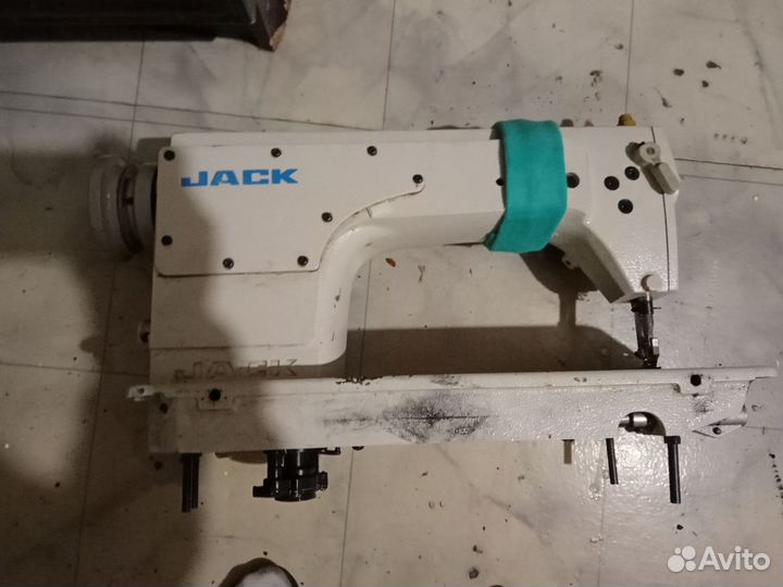 Промышленная швейная машинка без стола