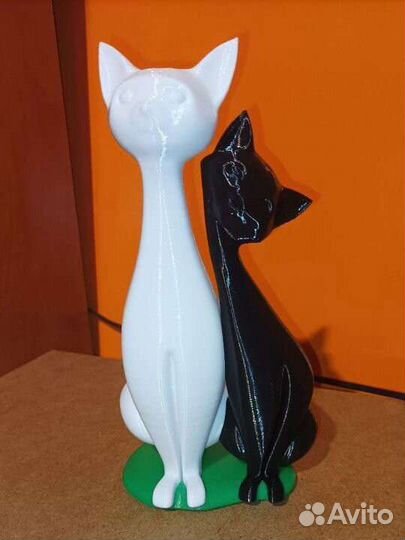 Кот и кошка