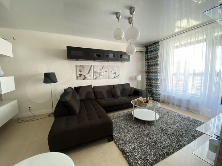 2-к. квартира, 85 м², 19/25 эт.