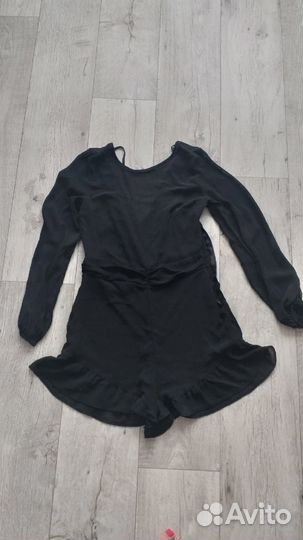 Комбинезон с открытой спинкой