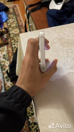 Мобильные телефоны бу iPhone 13