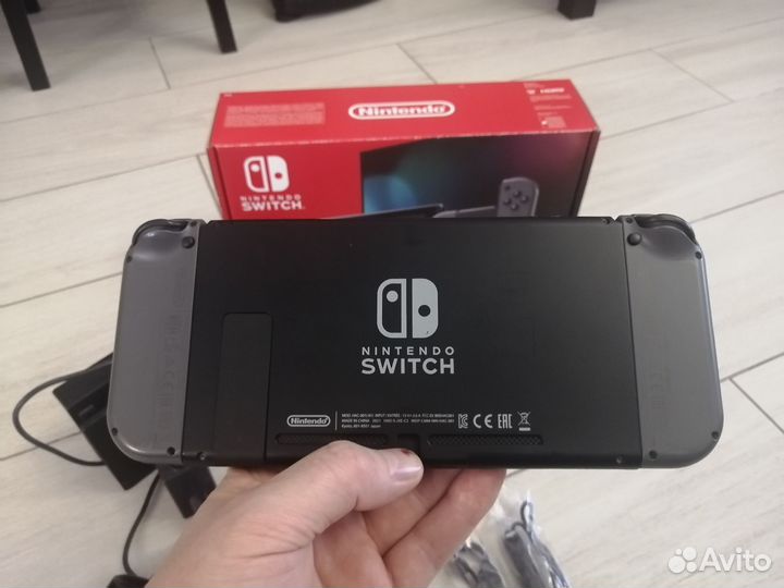 Игровая приставка nintendo switch