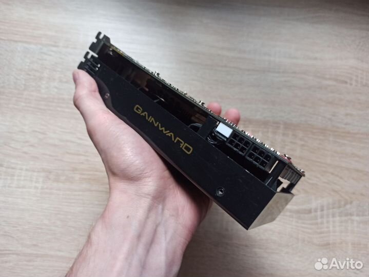 Видеокарта Gainward GTX 560 Ti 1 GB