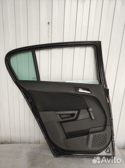 Дверь задняя левая Opel Astra H хэтчбек