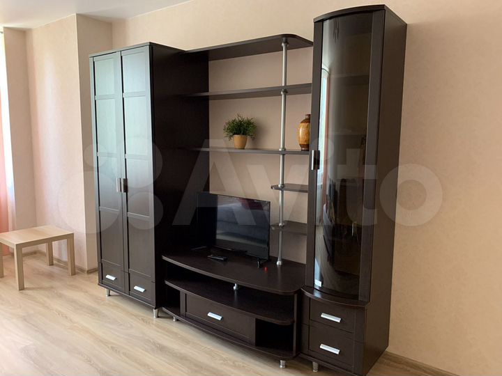 2-к. квартира, 67 м², 3/18 эт.