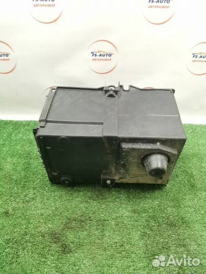 Короб аккумулятора Ford Focus 3 универсал 1.6 pndd