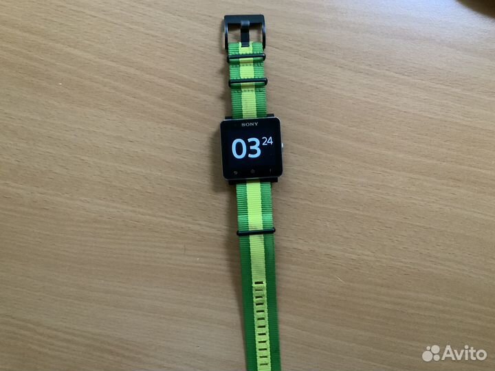 Смарт часы sony sw2