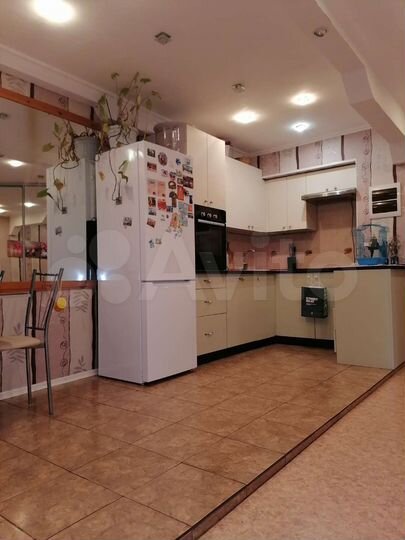 2-к. квартира, 57,2 м², 3/5 эт.