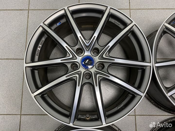 Крутые диски R18 8j 5x114,3 из Японии