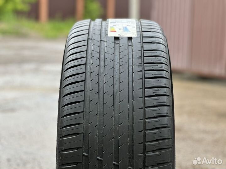 Michelin Pilot Sport 4 SUV 285/45 R22