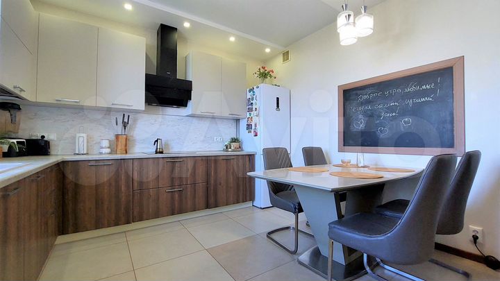 3-к. квартира, 88,2 м², 15/19 эт.